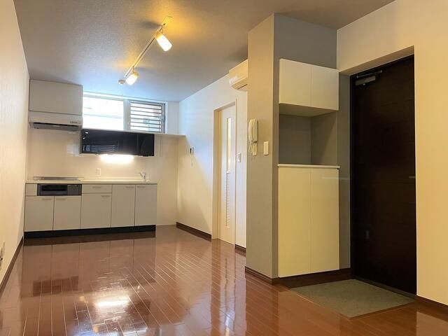 �y���ցz�@