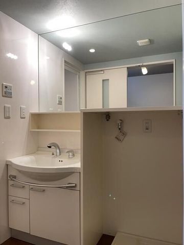 �y���ʏ��z�@