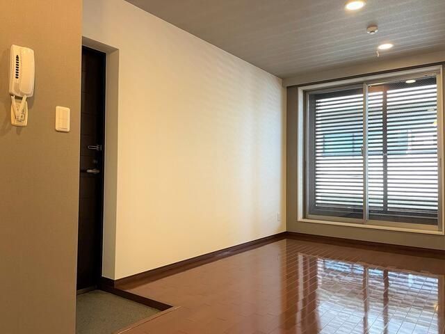 �y���̑��ݔ��z�@