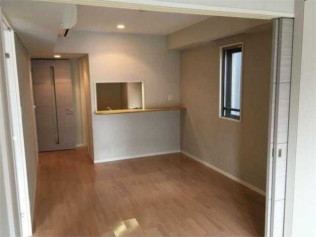 �y���ԁE���r���O�z�@