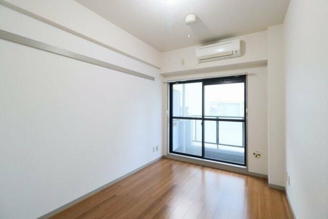 �y���ԁE���r���O�z�@