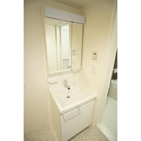 �y���ʏ��z�@