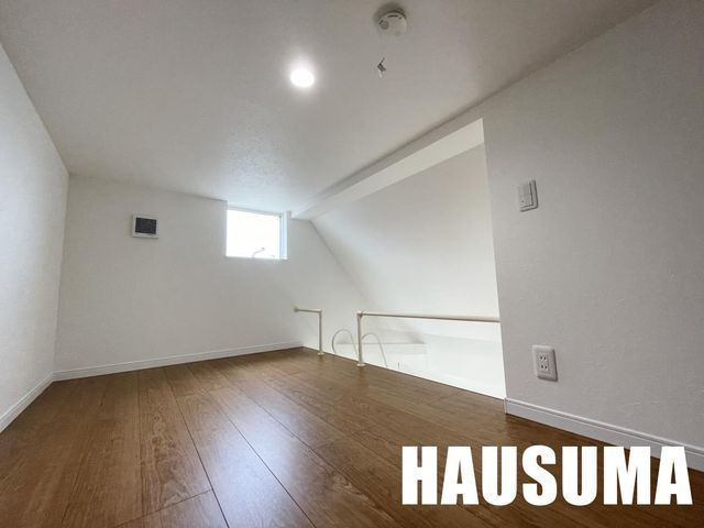 �y���̑������E�X�y�[�X�z�@���r���O/����