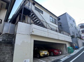 �y�G���g�����X�z�@