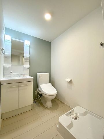 �y�g�C���z�@