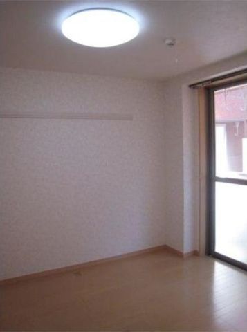 �y���ԁE���r���O�z�@����