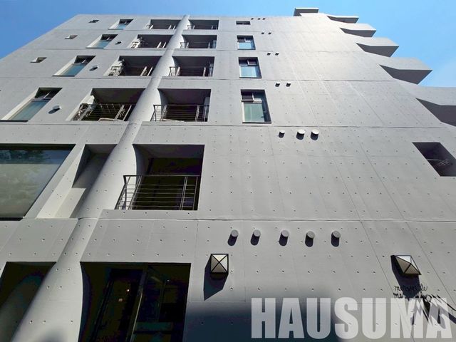 �y���̑��z�@���ԏ�