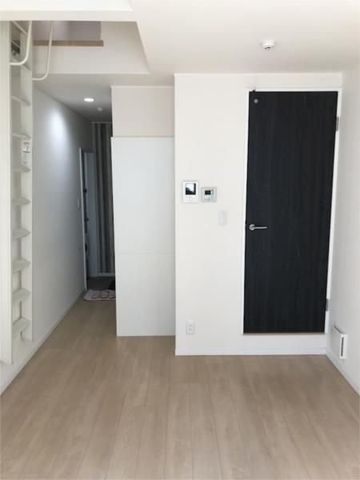 �y���ԁE���r���O�z�@