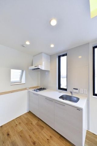 �y�L�b�`���z�@