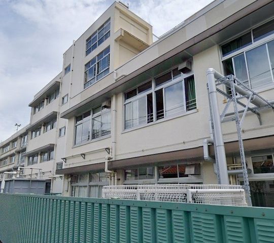 �y���Ӂz�@�k�旧�����O���w�Z �k��9���B 710m