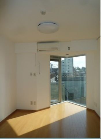 �y���ԁE���r���O�z�@����