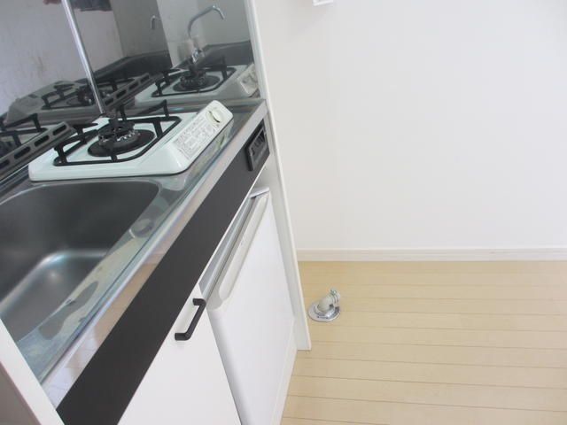 �y���̑��ݔ��z�@