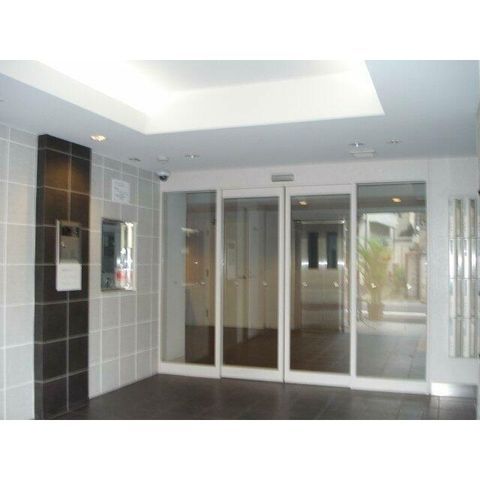 �y�G���g�����X�z�@