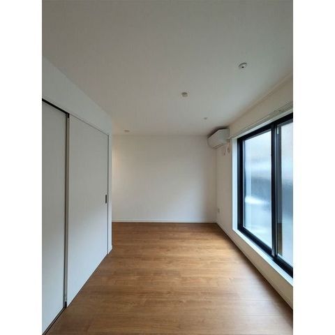 �y���ԁE���r���O�z�@