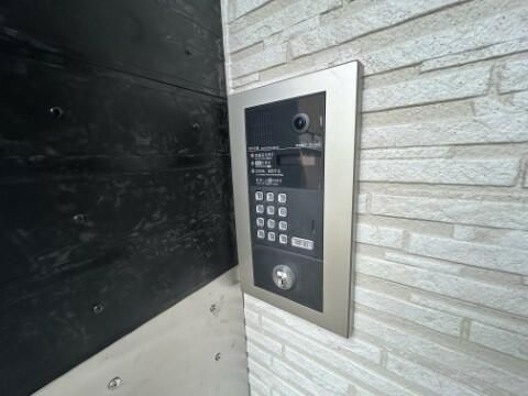 �y�G���g�����X�z�@