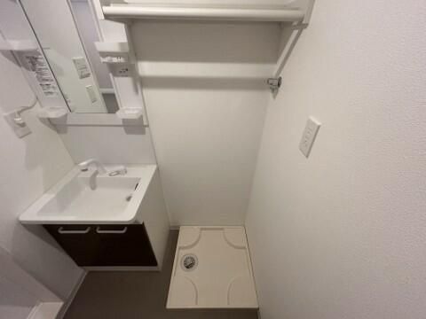 �y���̑��ݔ��z�@