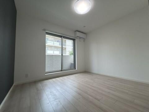 �y���ԁE���r���O�z�@