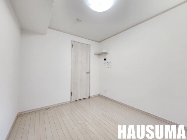 �y���̑������E�X�y�[�X�z�@���r���O/����