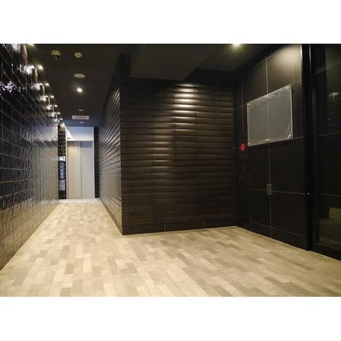 �y�G���g�����X�z�@