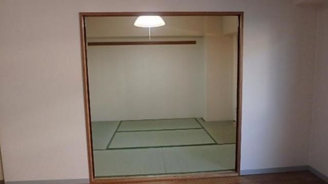 �y���̑��z�@�a��