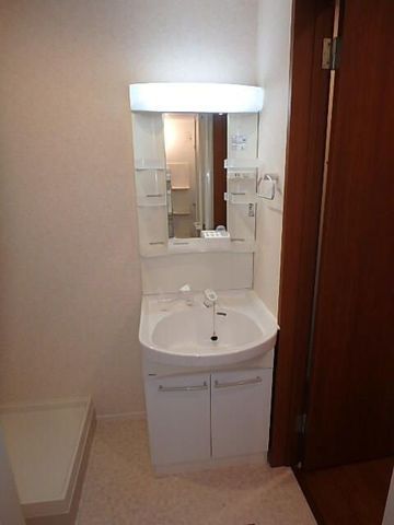 �y���ʏ��z�@