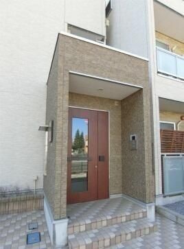 �y�G���g�����X�z�@