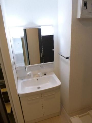 �y���ʏ��z�@