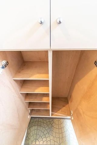 �y���[�z�@