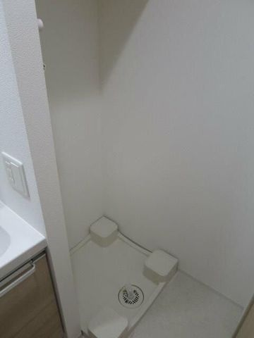 �y���̑��ݔ��z�@