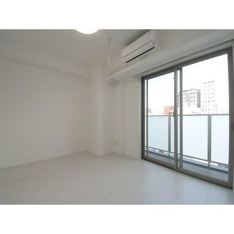 �y���ԁE���r���O�z�@