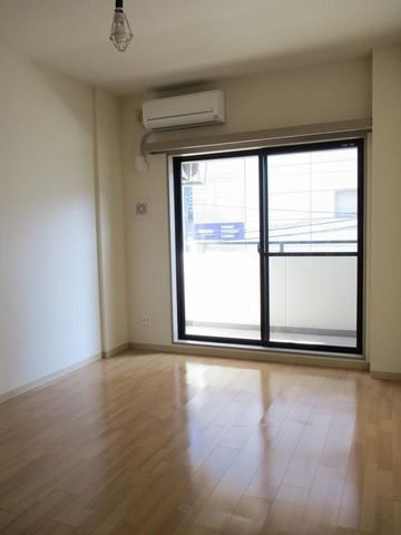 �y���̑������E�X�y�[�X�z�@